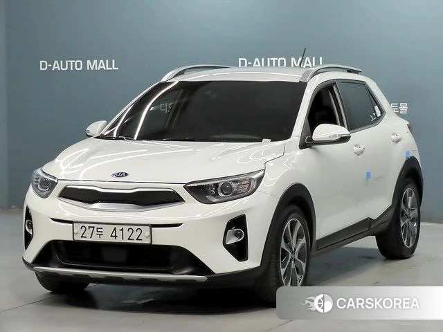 Kia Stonic 2018 Белый из Кореи