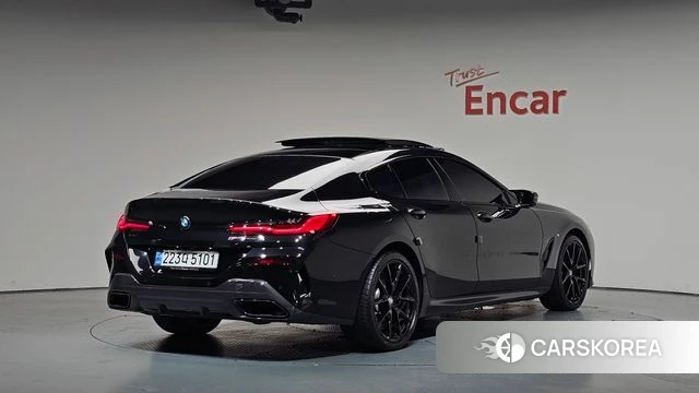 BMW 8 Series (G15) 2025 Черный из Кореи