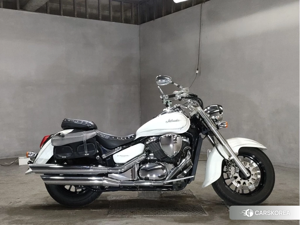 Проданный Suzuki INTRUDER 400 CLASSIC 2012 из Японии, фото 2