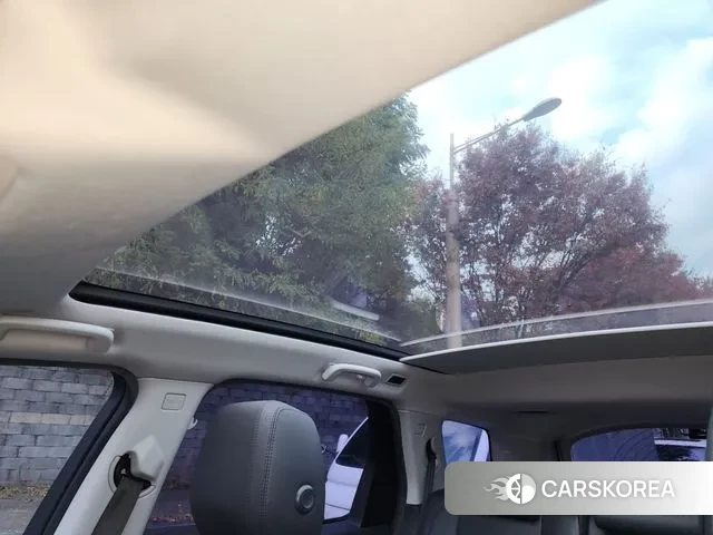 Land Rover Discovery Sports 2019 Белый из Кореи