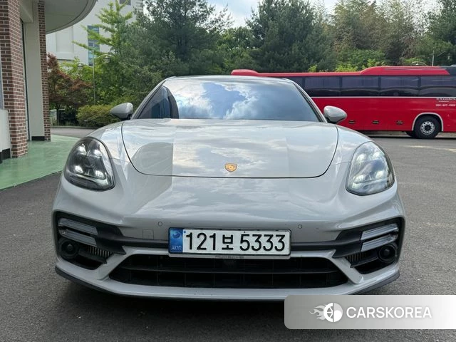 Porsche Panamera (971) 2021 Жемчужный цвет из Кореи