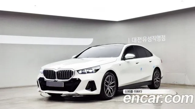 BMW 5 Series (G60) 2023 Белый из Кореи