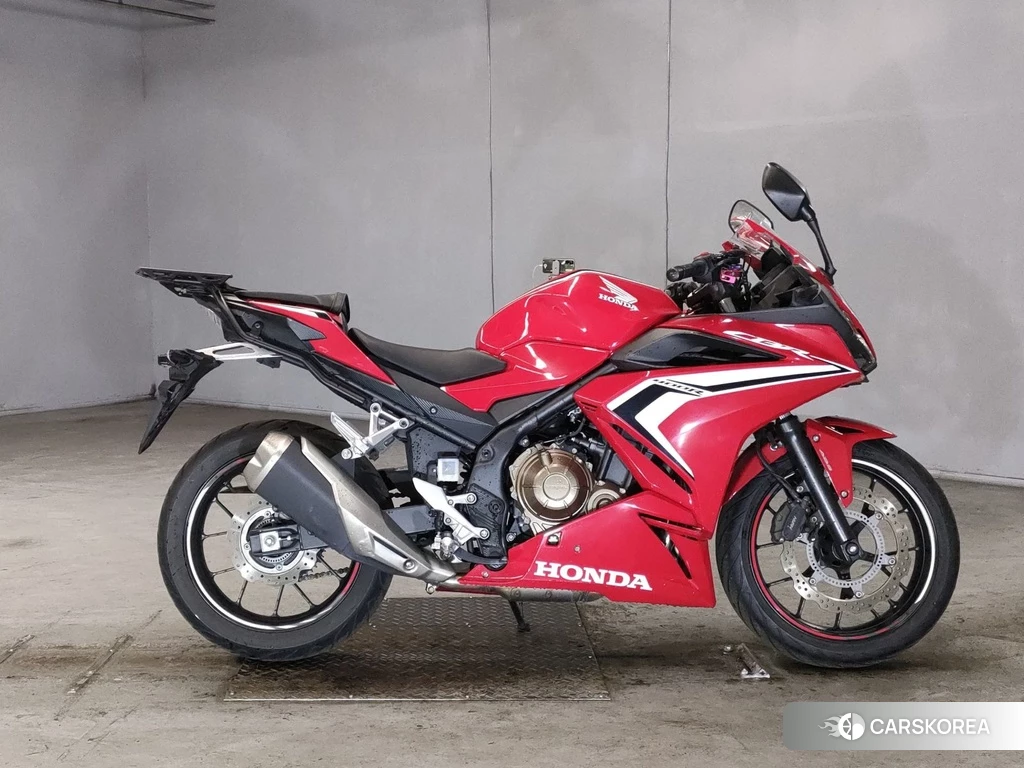 Проданный Honda CBR400R 2021 из Японии