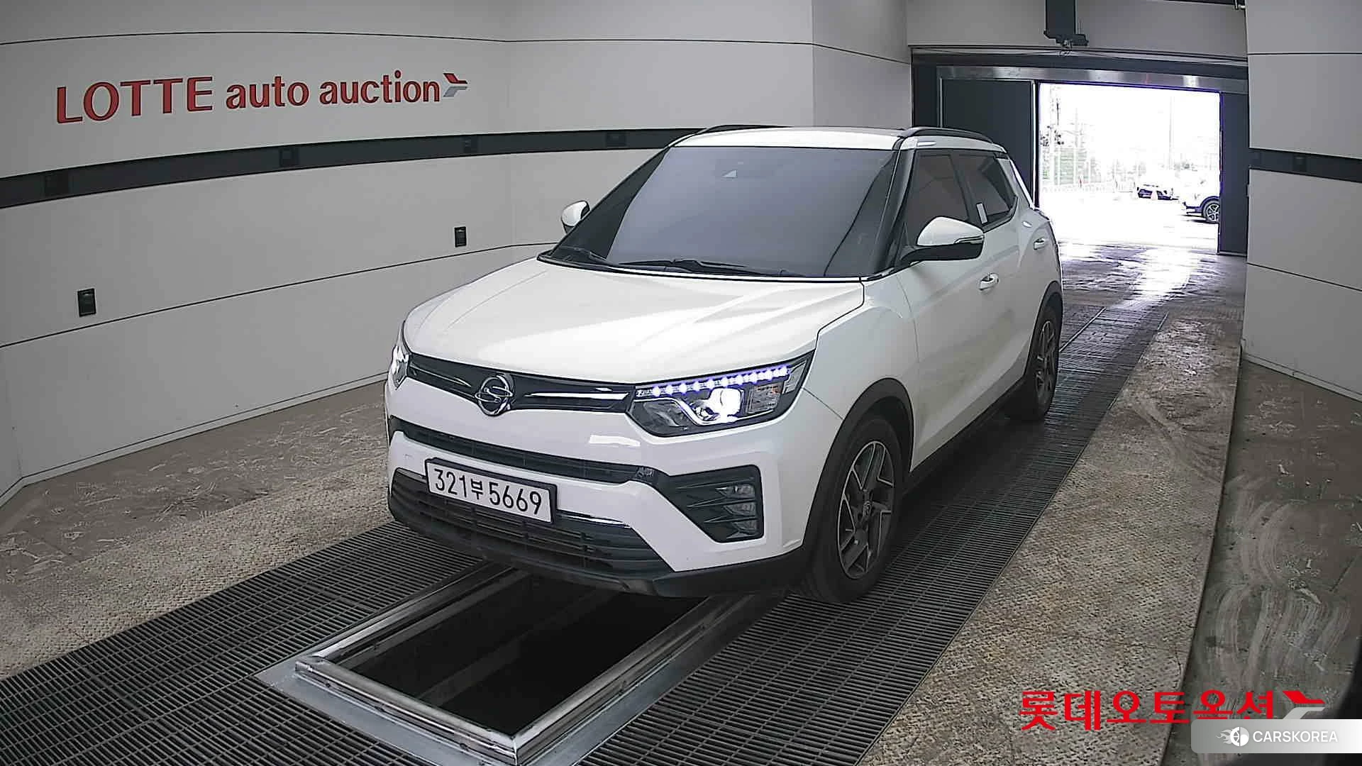 SsangYong Tivoli 2022 Grand White из Кореи