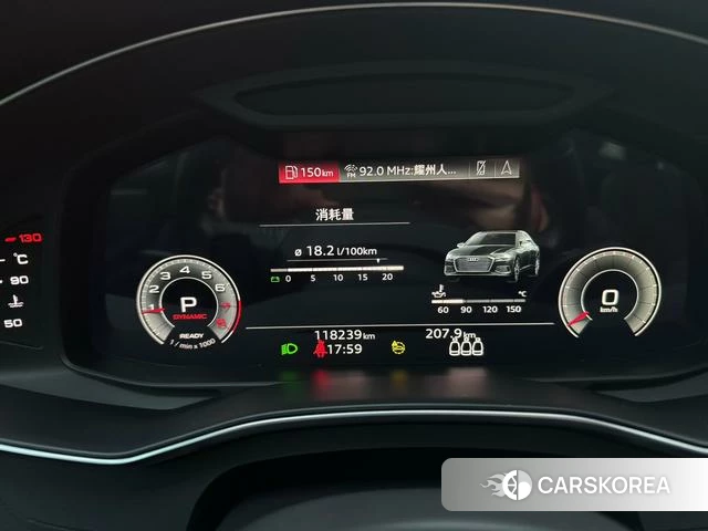 Audi A6L 2021 Черный из Китая