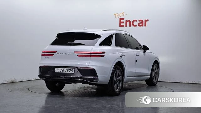 Genesis GV70 2024 Белый из Кореи