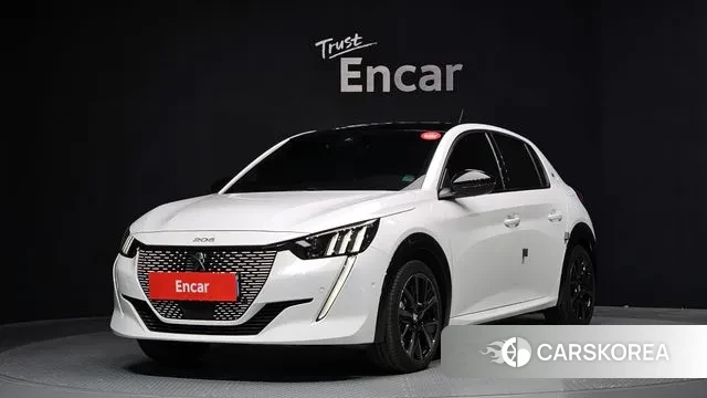 Peugeot e-208 second Generation 2023 Белый из Кореи
