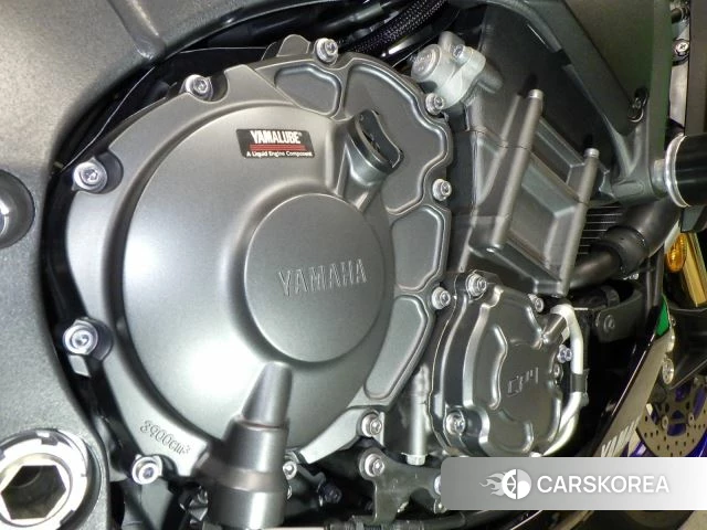 Engine photo
