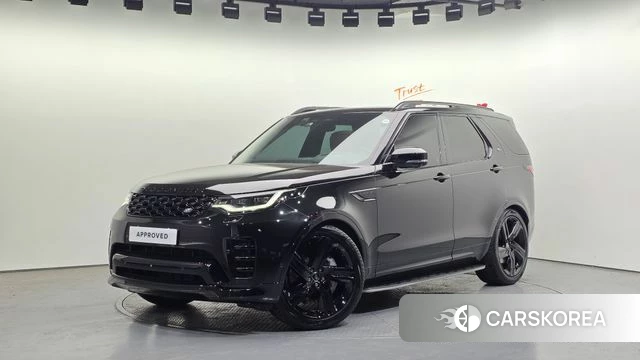 Land Rover Discovery 5 2024 Черный из Кореи