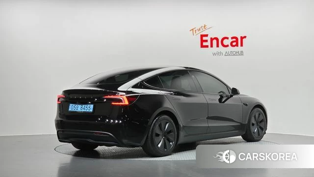 Tesla Model 3 2024 Черный из Кореи
