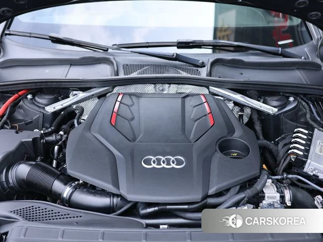 Audi S4 2021 Черный из Китая