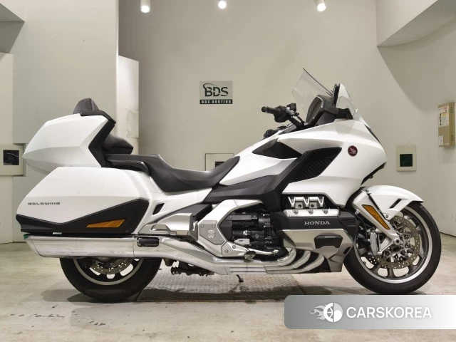 Проданный Honda GL1800 TOUR 2019 из Японии, фото 3