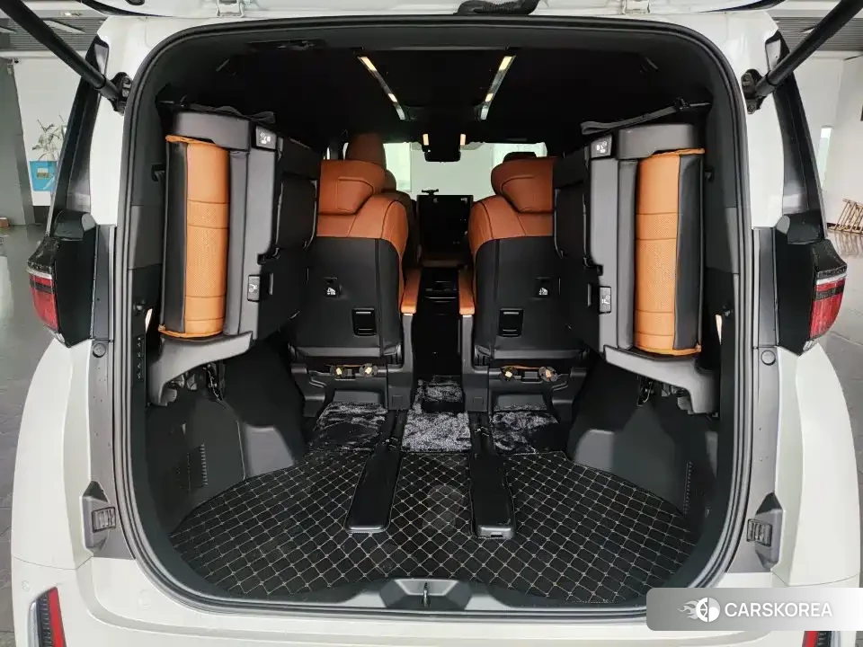 Toyota Vellfire 2025 Белый из Китая