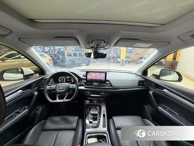 Audi Q5L 2022 Белый из Китая