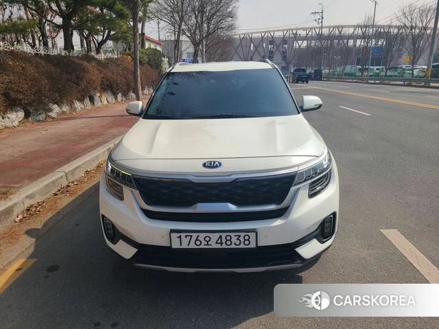 Kia Seltos 2020 Белый из Кореи