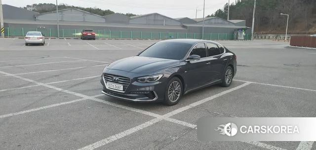 Hyundai Grandeur IG Hybrid 2018 Темно-зеленый из Кореи