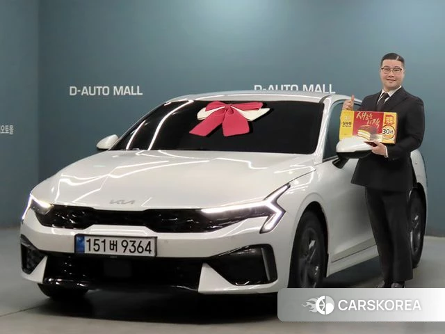 Kia The New K5 3rd generation 2023 Белый из Кореи