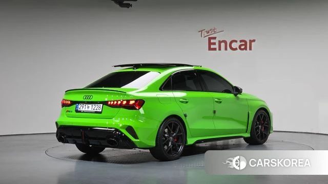 Audi RS3 (8Y) 2025 Зеленый из Кореи