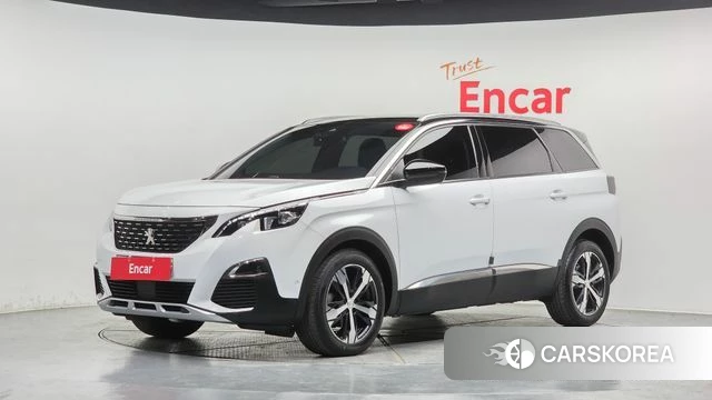 Peugeot 5008 second generation 2019 Белый из Кореи