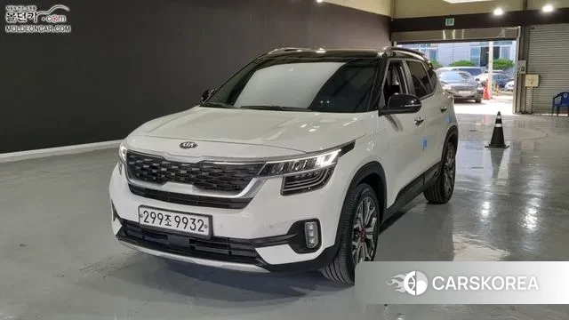 Kia Seltos 2020 Белый из Кореи