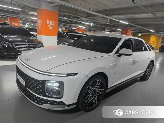 Hyundai Grandeur Hybrid (GN7) 2023 Белый из Кореи