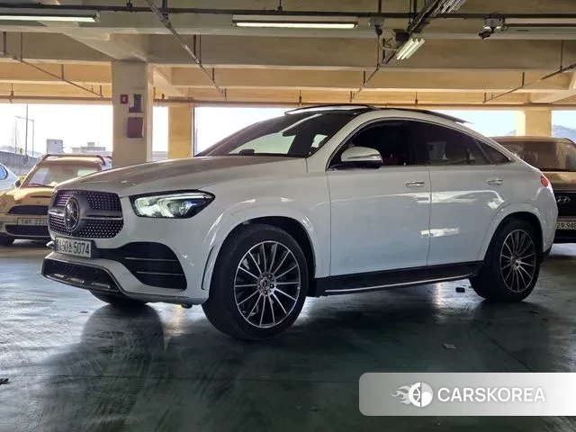 Mercedes-Benz GLE-Class W167 2023 Белый из Кореи