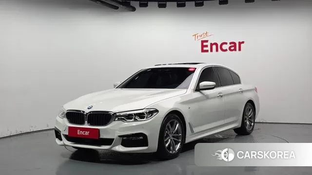 BMW 5 Series (G30) 2018 Белый из Кореи