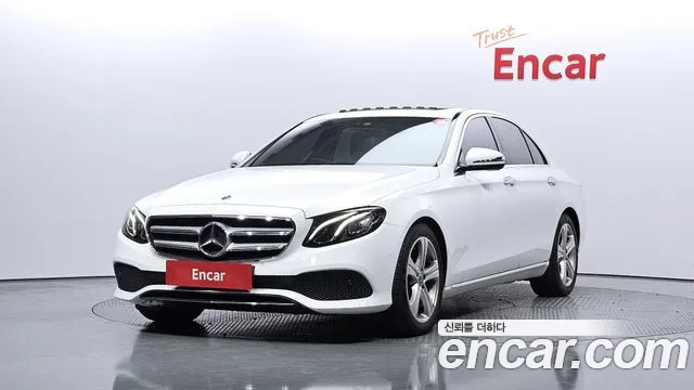 Mercedes-Benz E-Class W213 2018 Белый из Кореи