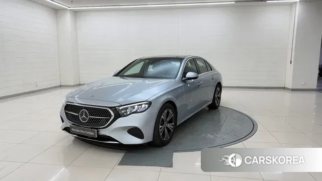 Mercedes-Benz E-Class W214 2025 Серебряный из Кореи