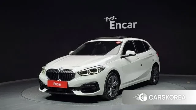 BMW 1 Series (F40) 2023 Белый из Кореи