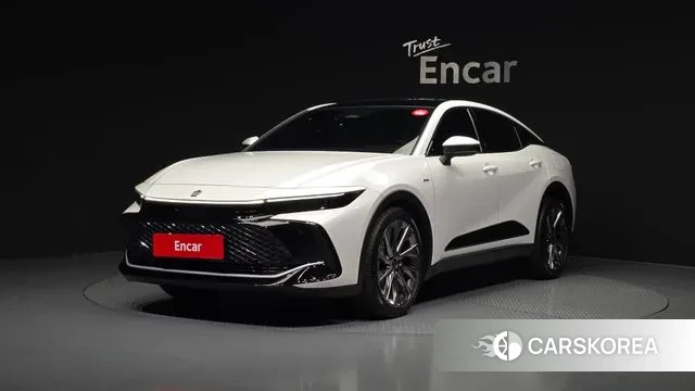 Toyota Crown Crossover 2024 Белый из Кореи