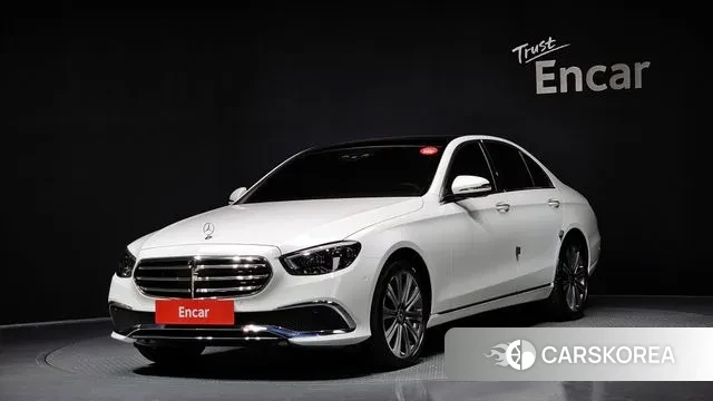 Mercedes-Benz E-Class W213 2022 Белый из Кореи