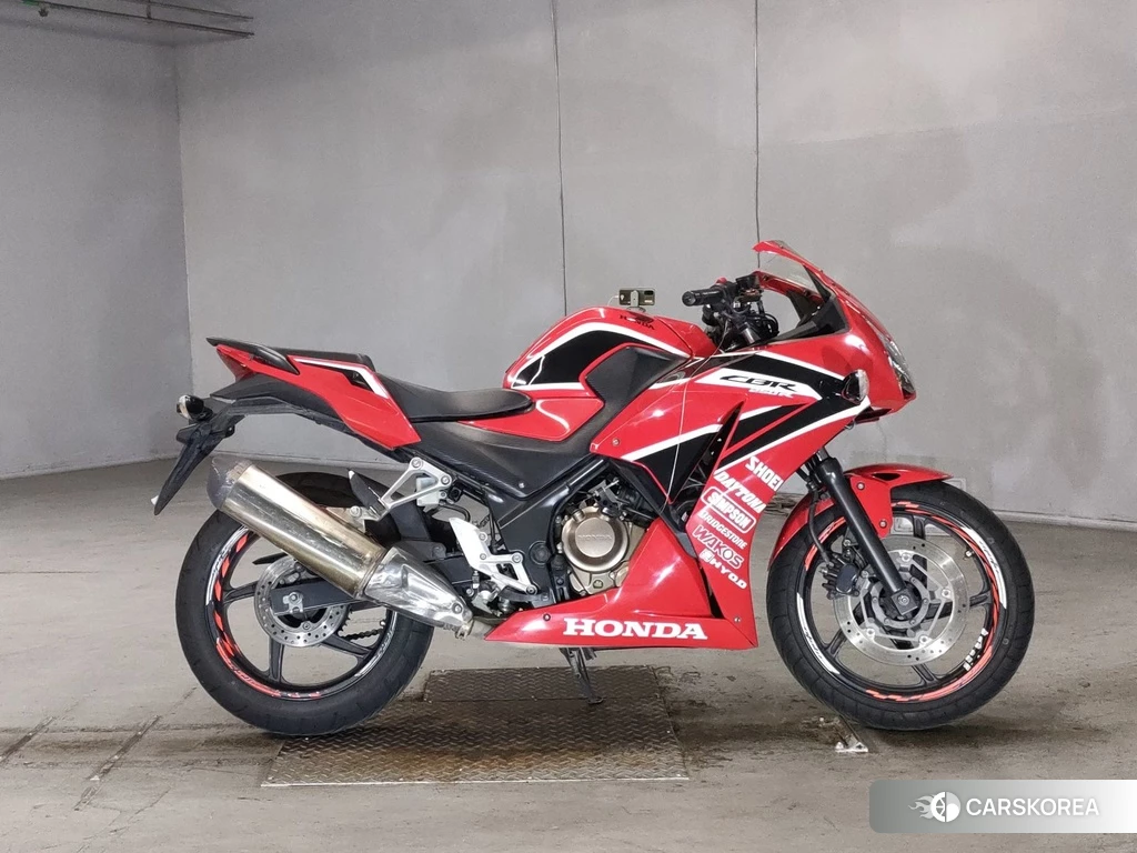 Проданный Honda CBR250R 2017 из Японии, фото 2