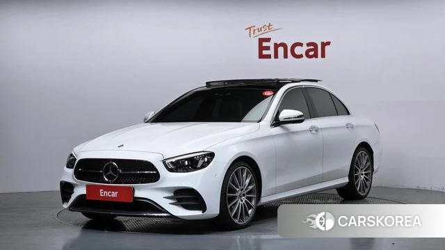 Mercedes-Benz E-Class W213 2022 Белый из Кореи