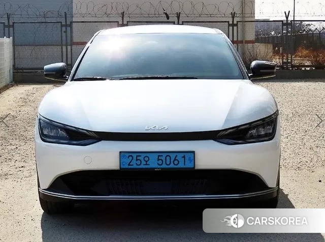 Kia EV6 2022 Белый из Кореи