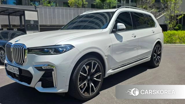 BMW X7 (G07) 2022 Белый из Кореи