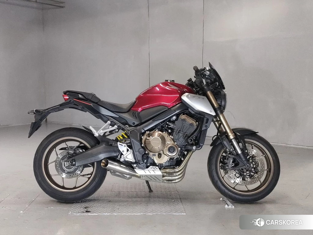 Проданный Honda CB650R 2019 из Японии