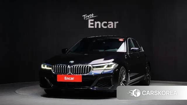 BMW 5 Series (G30) 2021 Черный из Кореи