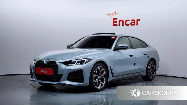 BMW 4 Series (G22) 2021 Светло-серебряный цвет из Кореи