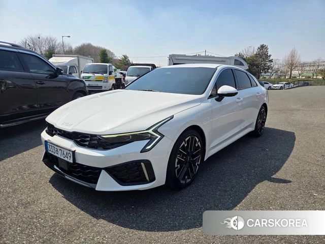 Kia The New K5 3rd generation 2024 Белый из Кореи