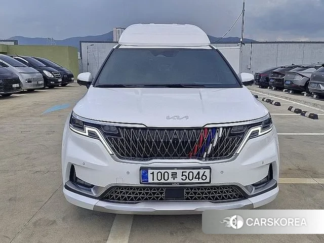 Kia Carnival 4th generation 2021 Жемчужный цвет из Кореи
