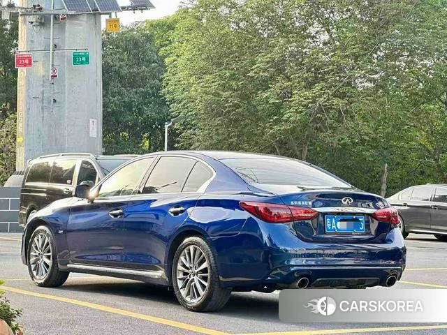 Infiniti Q50L 2021 Синий из Китая
