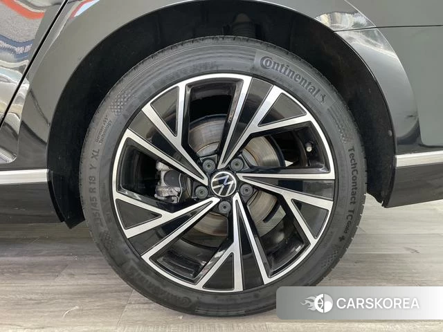 Volkswagen Magotan id 4321336 из Китая