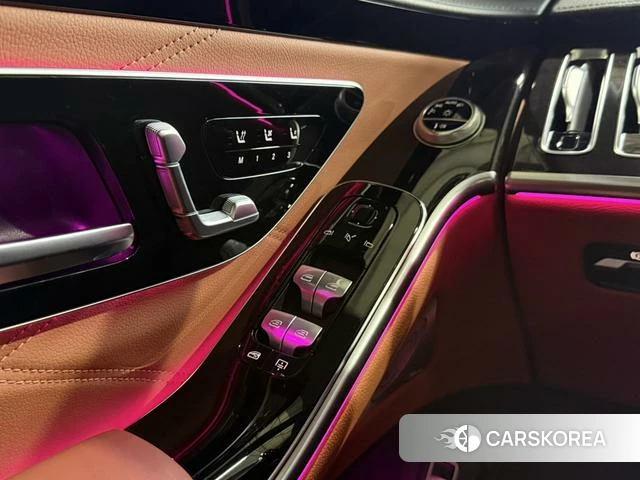 Mercedes-Benz Maybach S-class 2022 Черный из Китая
