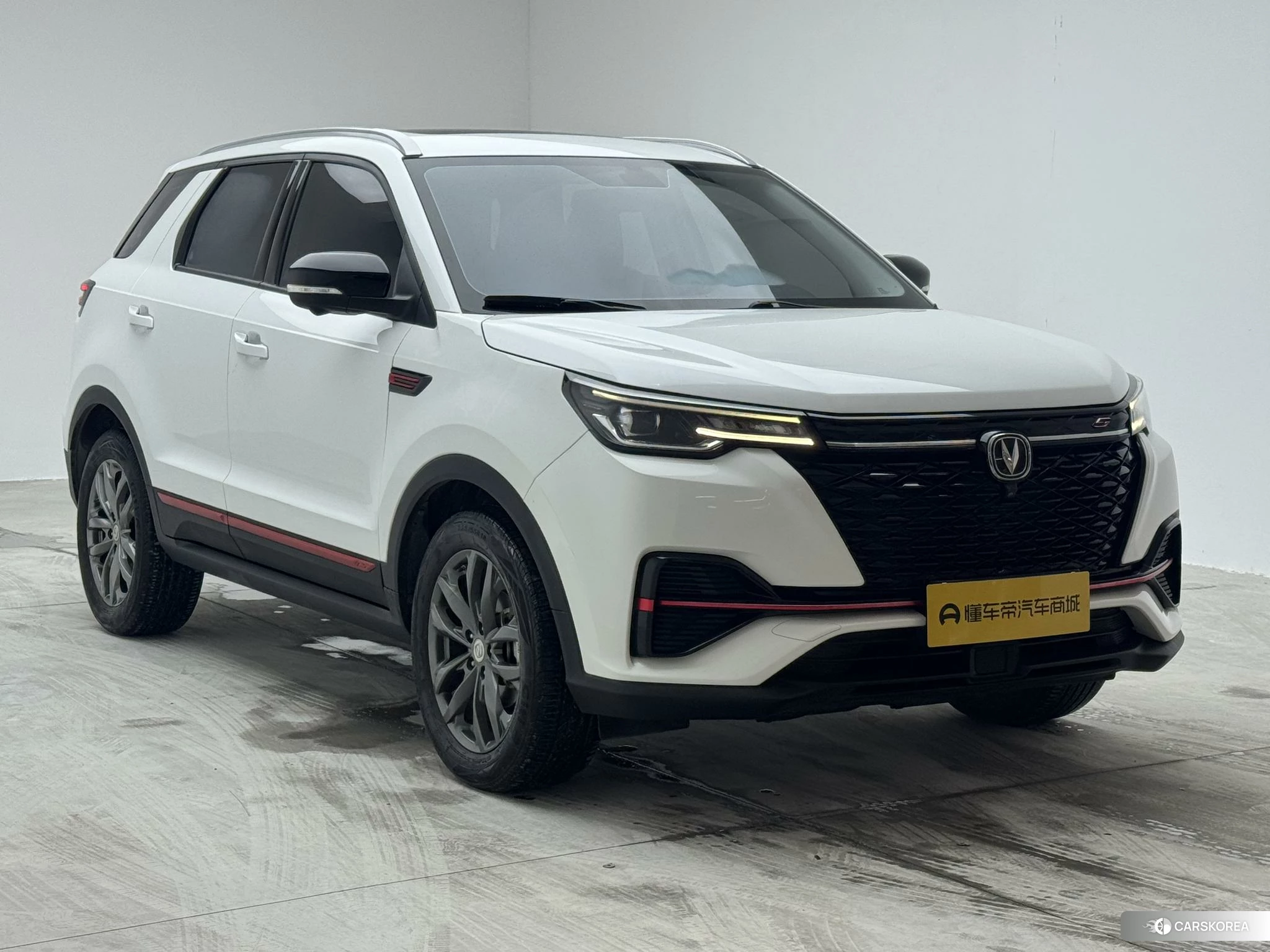 Chang'an CS55 PLUS 2020 Белый из Китая