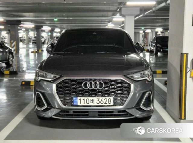 Audi Q3 (F3) 2022 Серый из Кореи