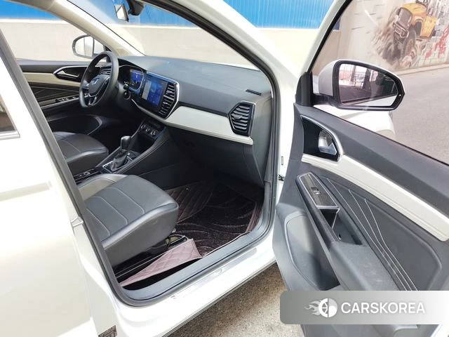 Jetta VS7 2023 Белый из Китая