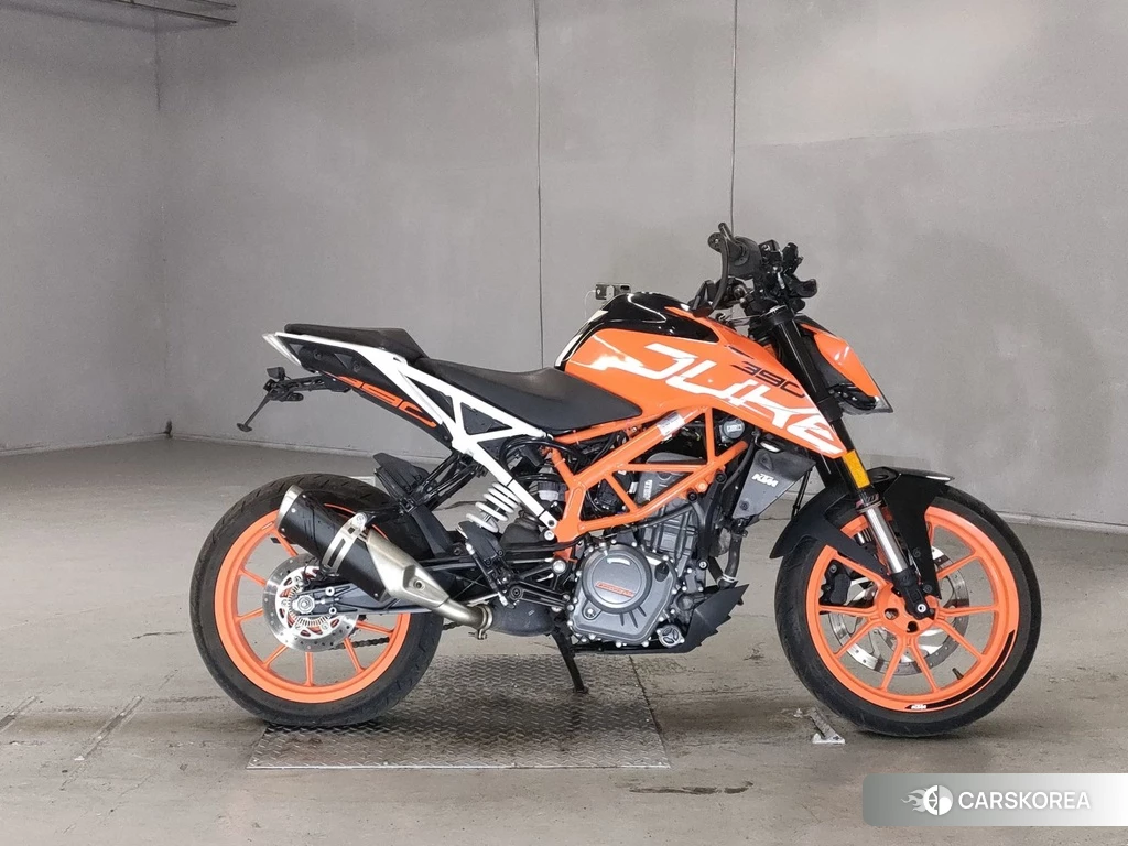 Проданный KTM 390 DUKE 2018 из Японии, фото 2