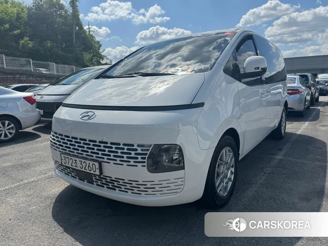 Hyundai Staria 2022 Белый из Кореи