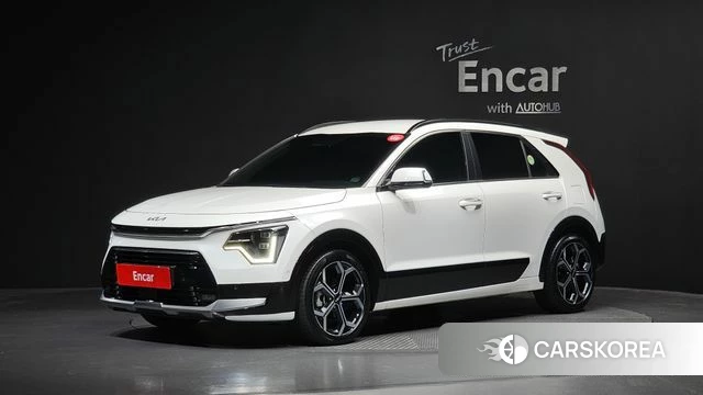 Kia Di Ol Nu Niro 2022 Белый из Кореи